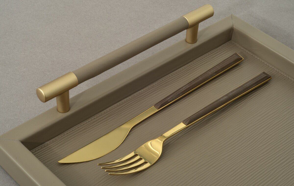 Elegante Tray in Dune Leather - Image 2