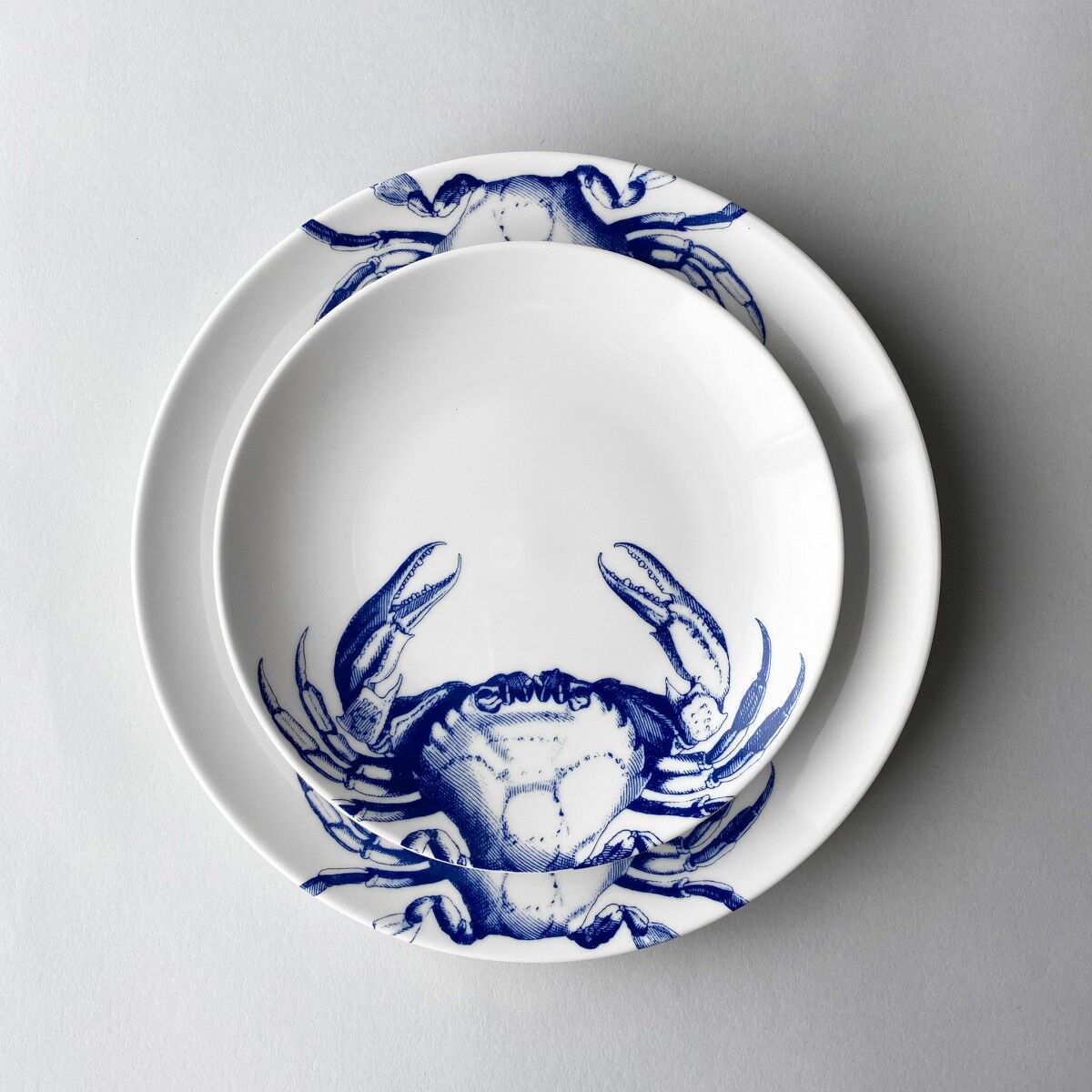 CrabsBlue_Dinner_Salad_Stack_Grey_SQ_2048x