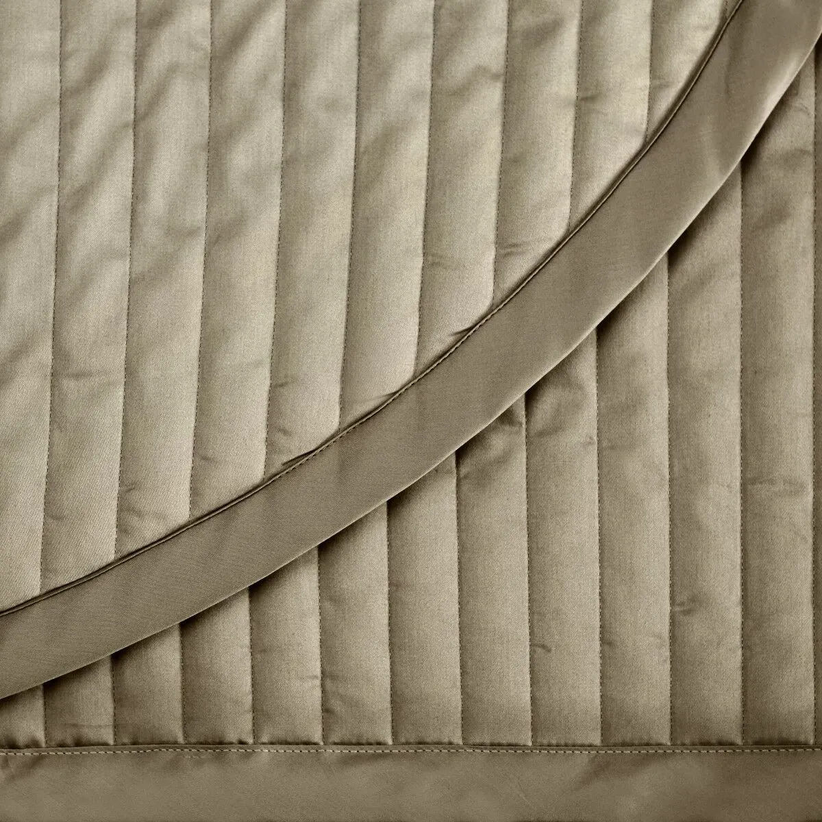 Signoria Di Firenze Siena Quilted Collection - Image 3