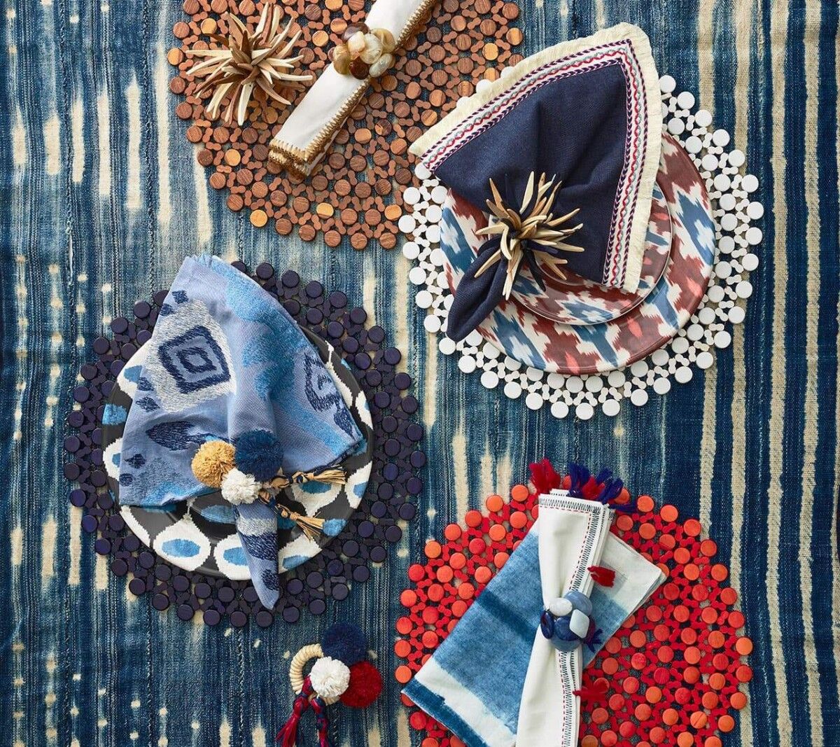ROUND BAMBOO PLACEMAT lifestyle
