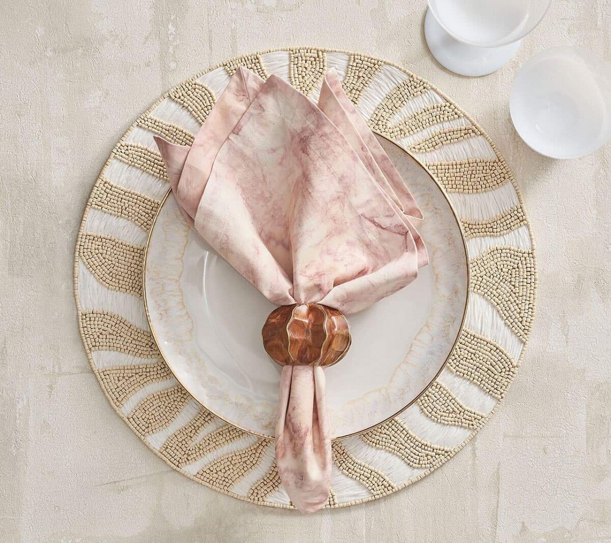 Serengeti Placemat in White and Natural Lifestyle 2