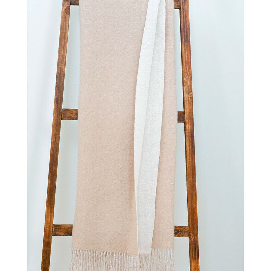 Alashan The Double Face Essential 100% Cashmere Throw - White/Bisque - Image 2