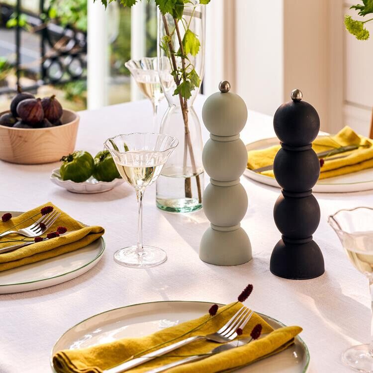 Addison Ross Scandi Bob Salt or Pepper Mill - Image 2