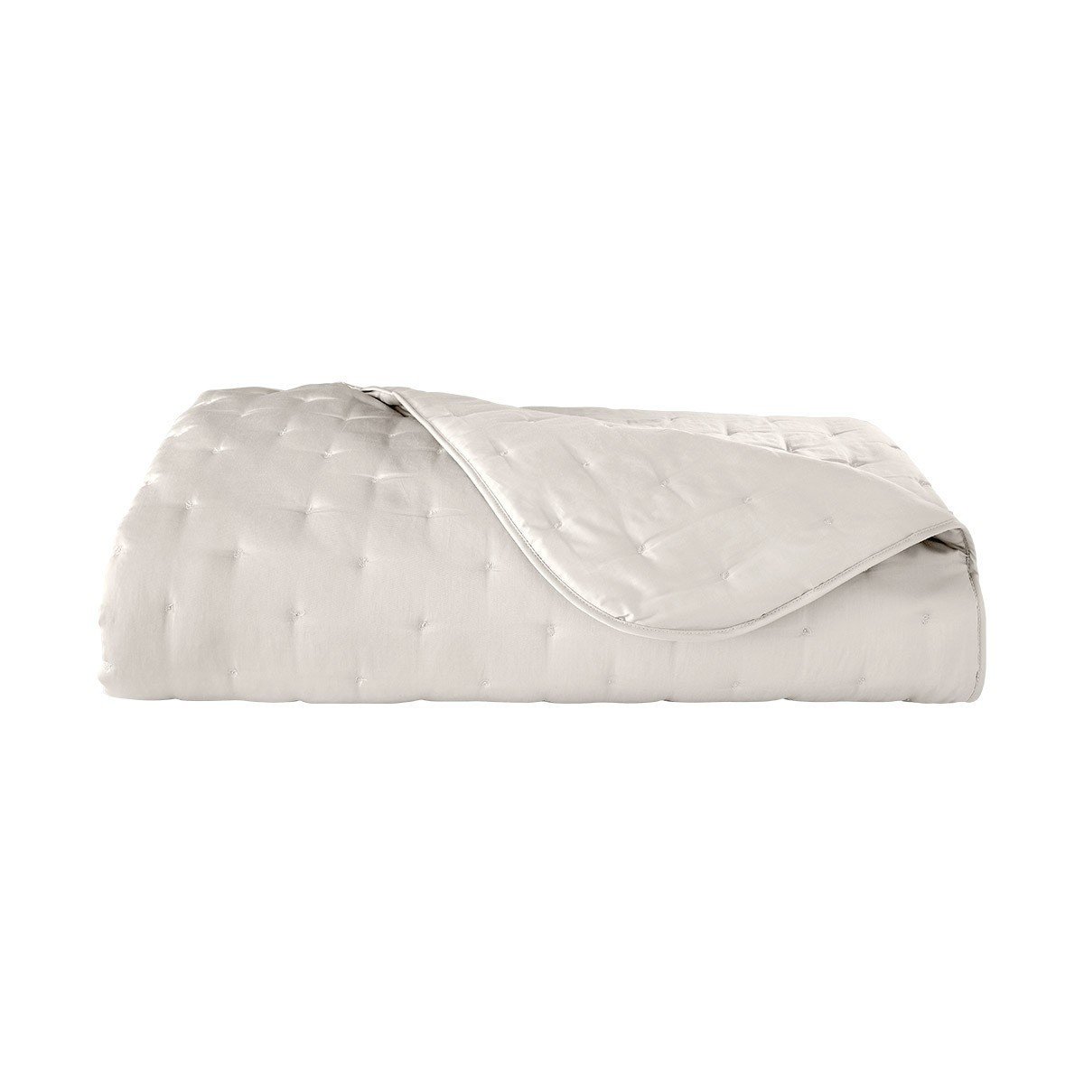 Triomphe Quilted Coverlet Nacre