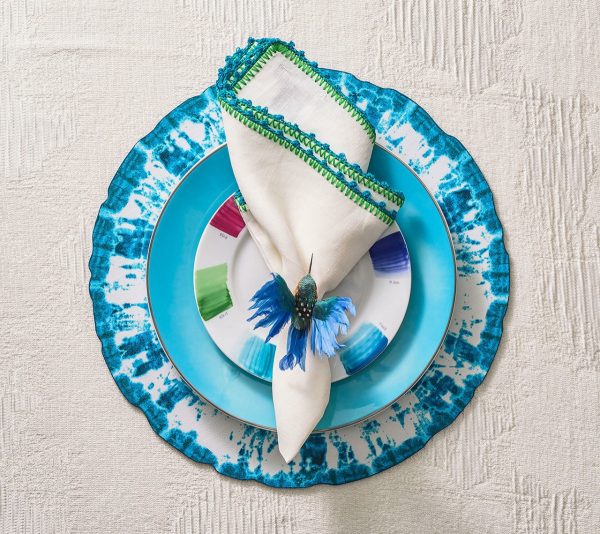 Humm Napkin Ring in Blue and Green Lifestyle 2