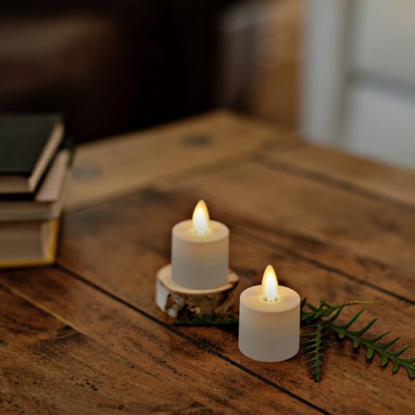 Matchless Candle Co Moving Flame Tealight LED Candle 2 Pack Lifestyle