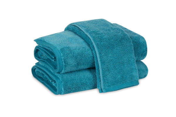 Milagro_Towels_Peacock_primary