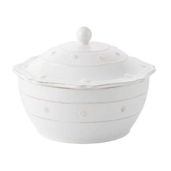 Berry and Thread Whitewash 9.5 Covered Casserole