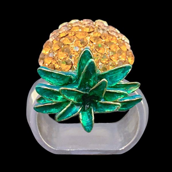 Pineapple Napkin Rings Featuring Swarovski Crystals 2