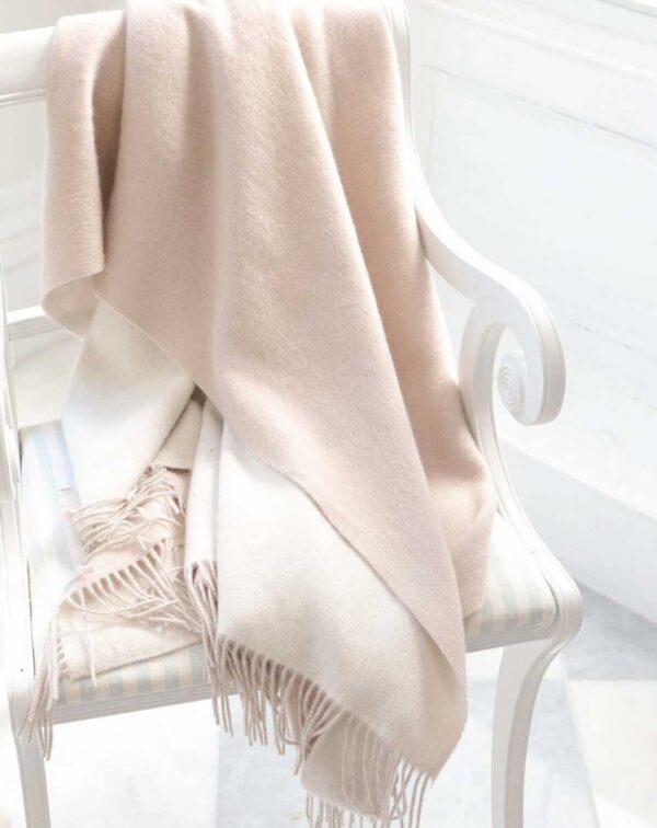 white-bisque-double-face-100-cashmere-throw